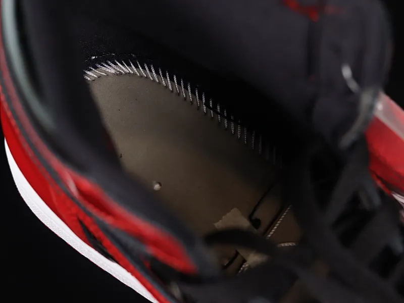 All categories Air Jordan Jordan series basketball shoes Air Jordan 1 High LJR version Air Jordan 1 High OG "Bred Patent" AJ1 Joe 1 patent leather black and red high-top basketball shoes 555088-063